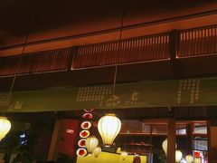 -弄堂里(西溪龙湖天街店)