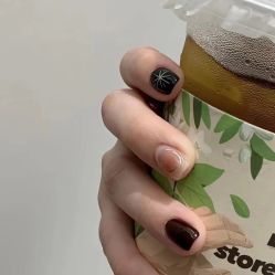 -斯馨·健康美甲美睫