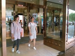 -洋洋广场(南街店)