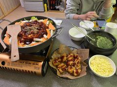 -豚妈妈汤饭·部队锅(南京东路店)