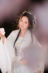 -汉仪华裳汉服馆(打浦桥店)