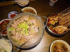 -肖四女乐山跷脚牛肉(南汇大学城生活广场店)