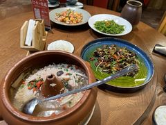 -老滇山寨•云南特色菜•地方菜•民族风情歌舞表演(金碧店)