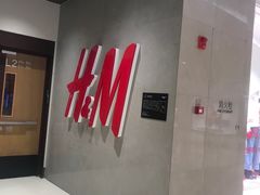 -H&M(华润万象城店)
