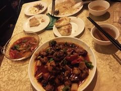 -维吾尔餐厅(宜山路店)