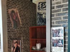 -东口码头·烧鸽子·鱼头泡饼·地方菜(金鹰悦城店)