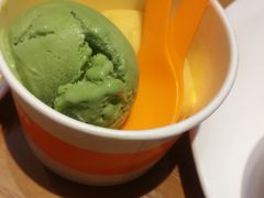 -东方明珠·可口可乐欢乐餐厅
