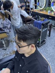 -藤野造型专业烫染接发