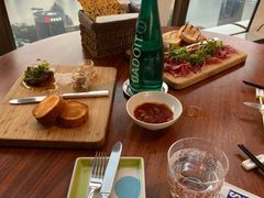 餐具摆设-上海柏悦酒店·世纪100牛排馆