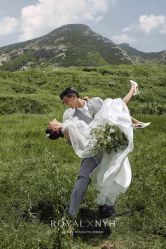 点击看大图 -挪娅婚纱摄影皇家会所