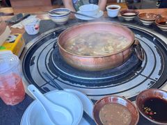 -阿山卓·野生菌火锅·纳西火塘烤肉