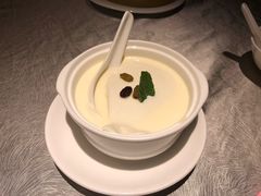 生磨杏仁豆腐-天伦王朝酒店·盛华瑄餐厅