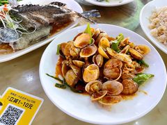 -四川小胡子海鲜(丁村万人海鲜广场店)