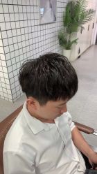 -88潮牌造型烫发·染发