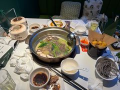-烹然四季椰子鸡火锅(姚家园万象汇店)