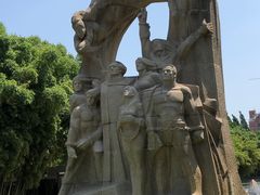 -上海市龙华烈士陵园