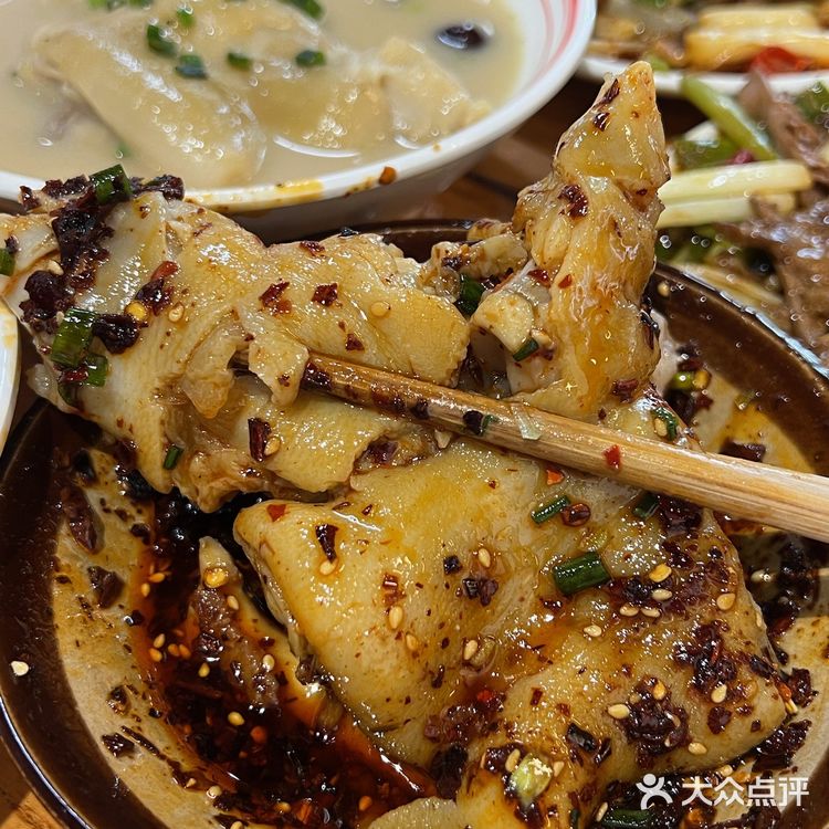 这家！解放碑土著都在吃的烂蹄花！！！！