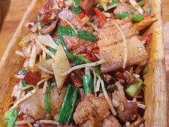 -老滇山寨•云南特色菜•地方菜•民族风情歌舞表演(金碧店)