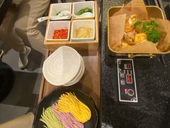 -得意咚瓜·顺德鱼生·冬瓜火锅(深圳首店)