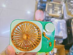 -百荣世贸商城