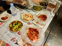 -龙巢盱眙龙虾·牛蛙·烧烤宵夜(八卦岭店)