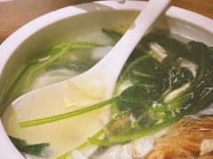 菠菜竹荪汤-周家二小姐的菜(西津渡店)