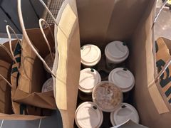 -星巴克(浦东机场T2到达店)