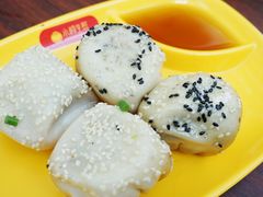 -小杨生煎(金山百联购物中心3楼店)