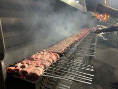 -烤肉小伙烤肉店