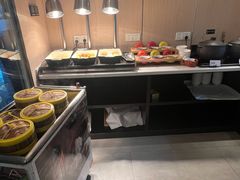 -深圳龙华大浪商业中心亚朵X酒店