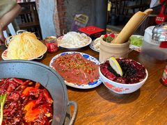 -萍姐火锅·公路夜市(武汉首店)