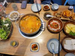 -野山舂·贵州现舂酸汤牛肉(东山店)