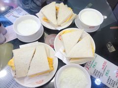 双皮奶-义顺牛奶公司(庇利金街店)