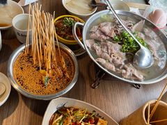 -肖四女乐山跷脚牛肉(世博源店)
