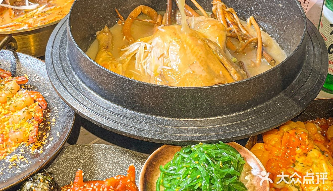 店里全是欧巴欧尼⁉️我好想天天来吃这家