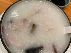 皮蛋瘦肉粥-頂好酒家·经典粤菜(海信广场店)