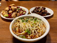 冒豆芽-搓火大都会(广安门总店)