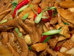 -胖哥俩肉蟹煲(湖滨银泰in77店)