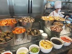-圣丰索菲特·2 On 988 Café 自助餐厅