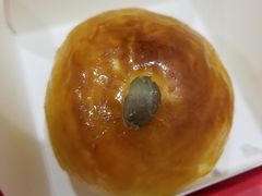 绿豆蛋黄酥-BC烘焙伴手礼(新光天地店)