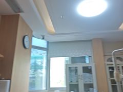 -上海仁爱医院口腔科 · 种植