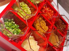 -领鲜天下·焗海鲜·花胶鸡(天目里店)