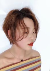 -PE SALON 