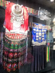 -凤凰县苗族银饰锻制技艺传习所