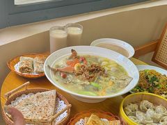 -面道赞宁海海鲜面(迎凤街店)