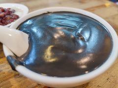 黑芝麻糊-沙湾姜埋奶(兴新包店)