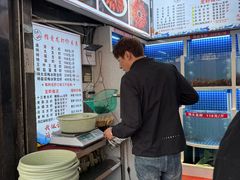 -指爱龙虾(金杨路总店)