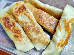 招牌猪肉圆白菜锅贴-嘉和一品(蓝堡店)
