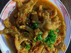 蒜香鸡脚-浩海火烧云傣家菜(京广店)