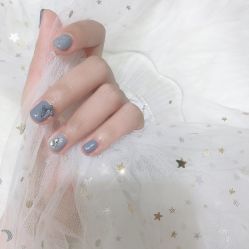 -吉吉靓甲美睫
